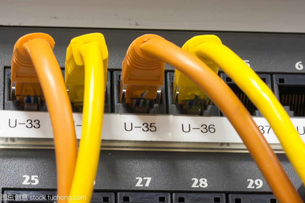 网络基础设备探析 集线器与网络电缆的连接与维护